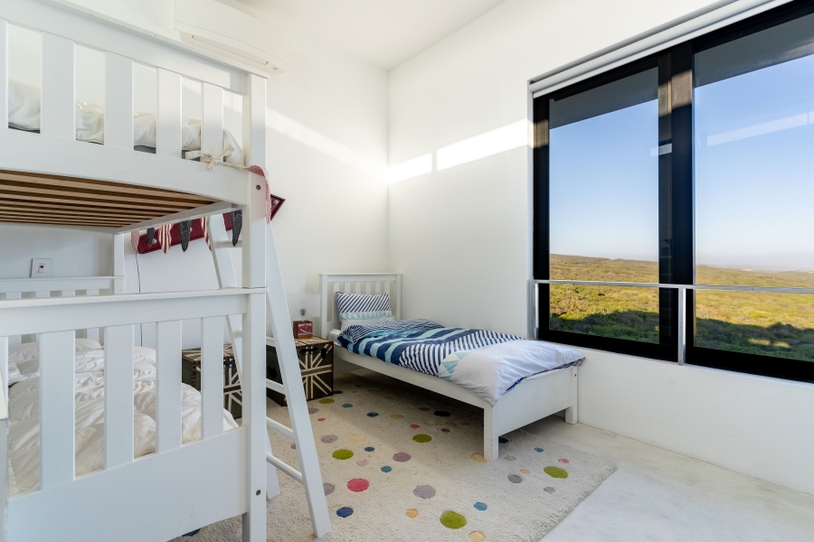 6 Bedroom Property for Sale in Yzerfontein Western Cape
